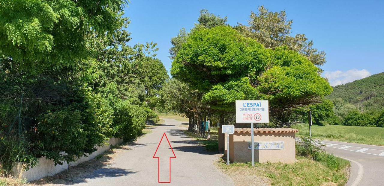 Mazet De Vacances Dans Le Domaine De L'Espai Saint-Martin-de-Bromes Exterior photo